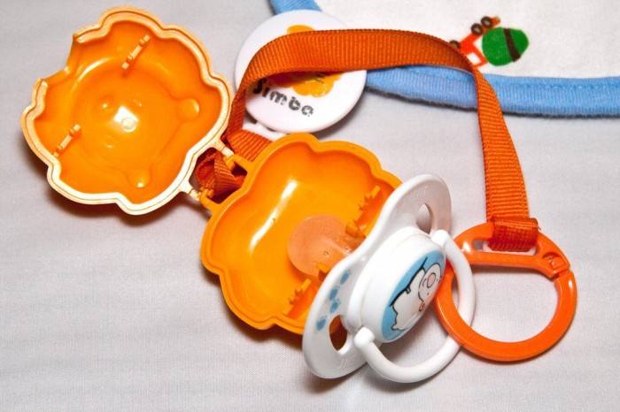 SIMBA Orange Pacifier Holder With Case - Pacifier Case , Pacifier Holder, Baby Accessories