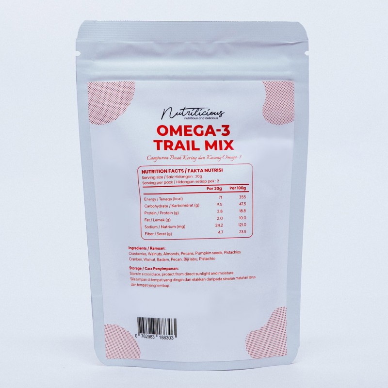 [CLEARANCE] NUTRILICIOUS Omega 3 Trail Mix Nuts Mixed Nuts and dried fruits 50g (EXP: 1/2026)